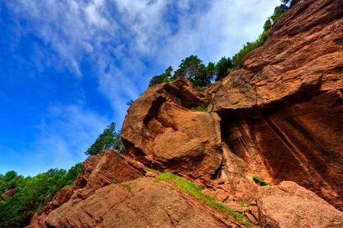 Hopewell Rocks flowerpot — New Brunswick: the Bay of Fundy