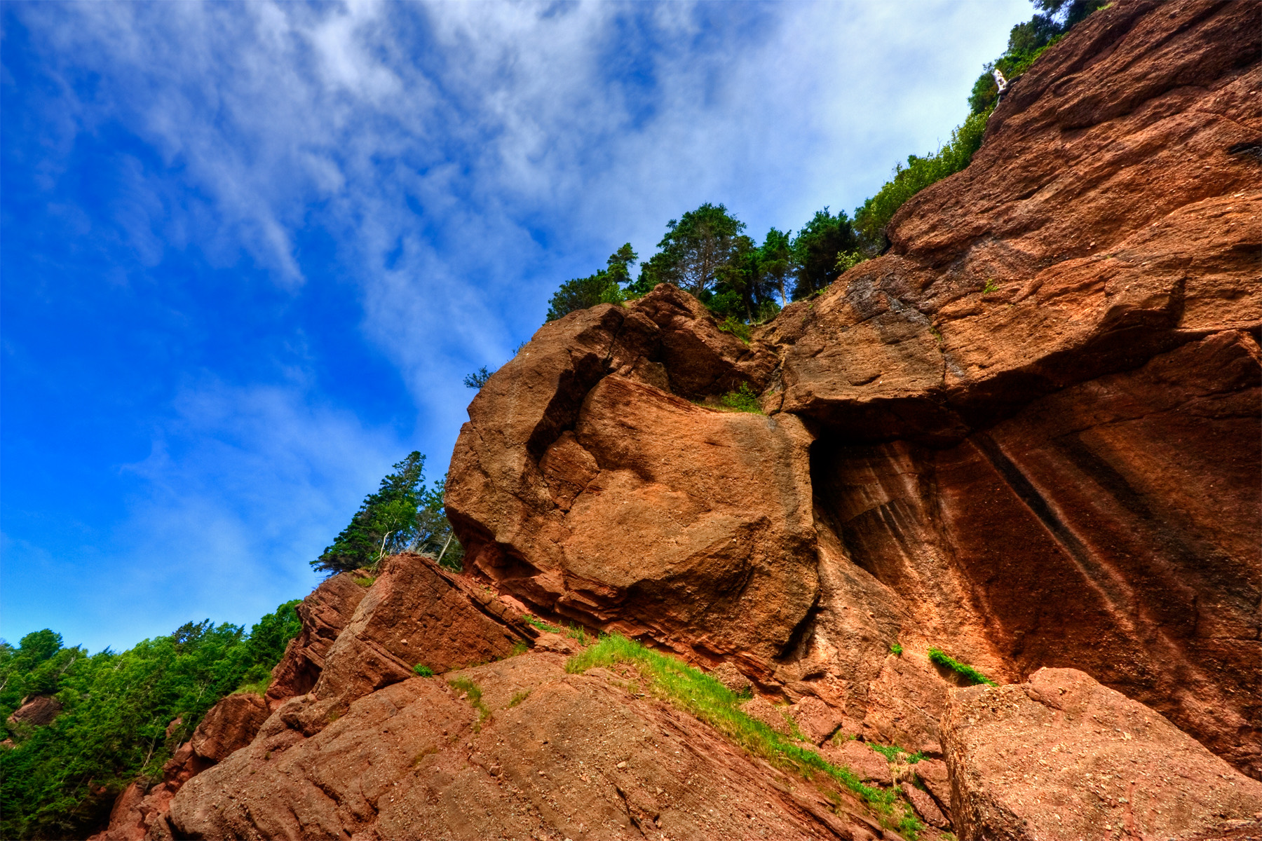 Hopewell Rocks flowerpot — New Brunswick: the Bay of Fundy