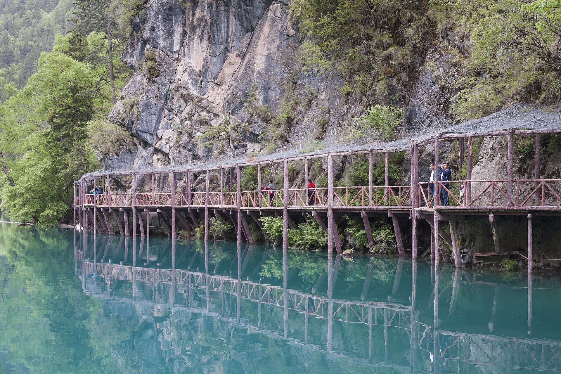 A mirror lake in Jiuzhaigou's valley