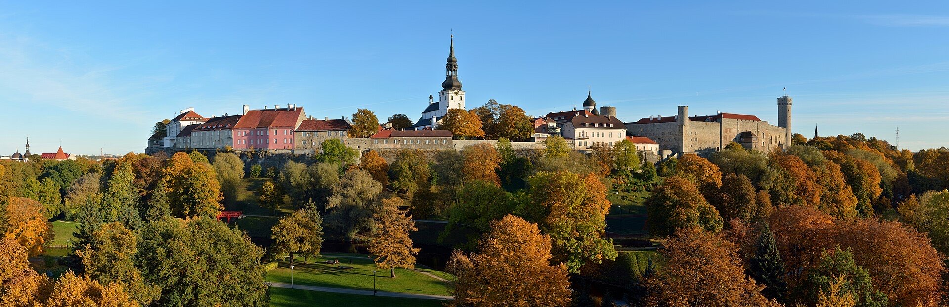 Tallinn old town view — Tallinn to Saaremaa