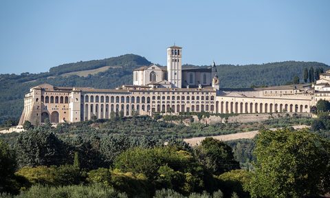 Assisi Basilica San Francesco — Umbria: the Green Heart
