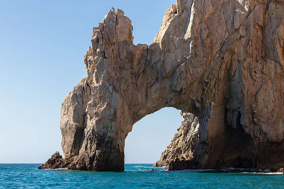 El Arco's stone arch where the Pacific meets the Sea of Cortez