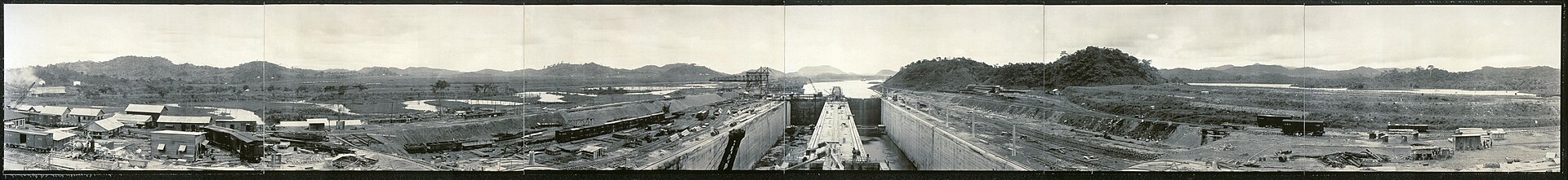 A ship rising through the Miraflores locks