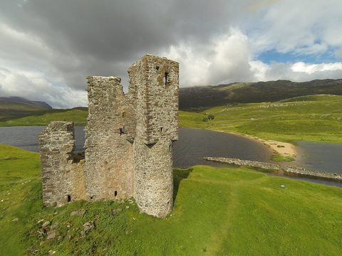 Ardvreck Castle ruin on Loch Assynt in the Scottish Highlands