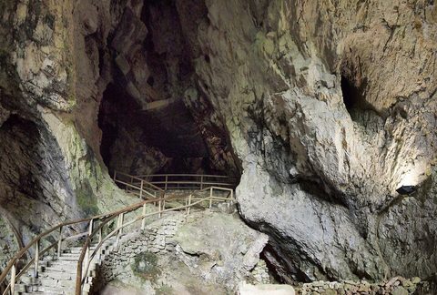 Predjama castle cave — Slovenia's Karst & Coast