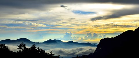 Sun Moon Lake pagoda — Sun Moon Lake & Alishan