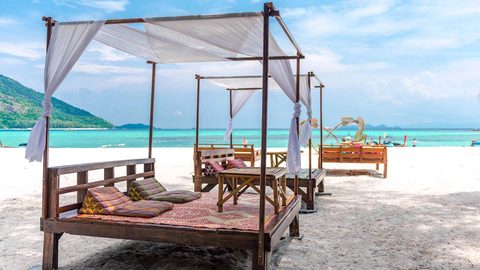 Ko Lipe sunrise beach — Trang to Ko Lipe via Satun & Pak Bara