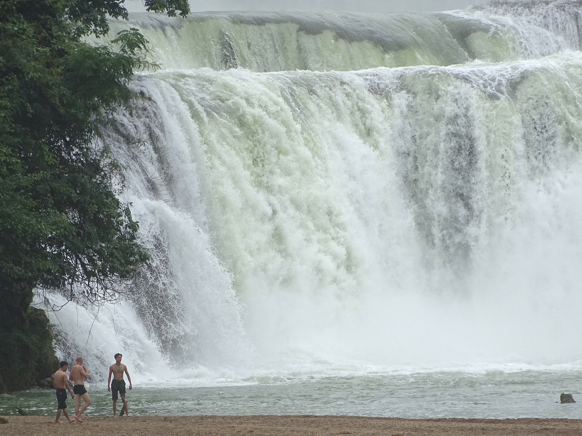 Ban Gioc waterfall — Cao Bang & the Ban Gioc Falls